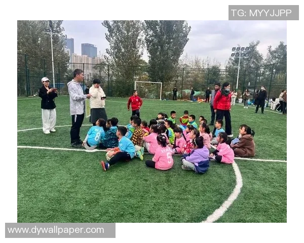 幼儿足球主题活动探索快乐运动与团队合作的精彩旅程